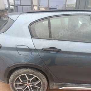 Fiat egea cross sağ arka kapı