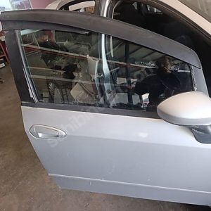 Fiat Linea sağ ön kapı