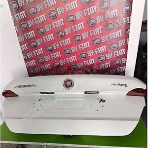 Fiat egea bagaj kapağı