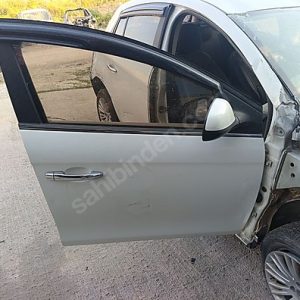Fiat Bravo sağ ön kapı